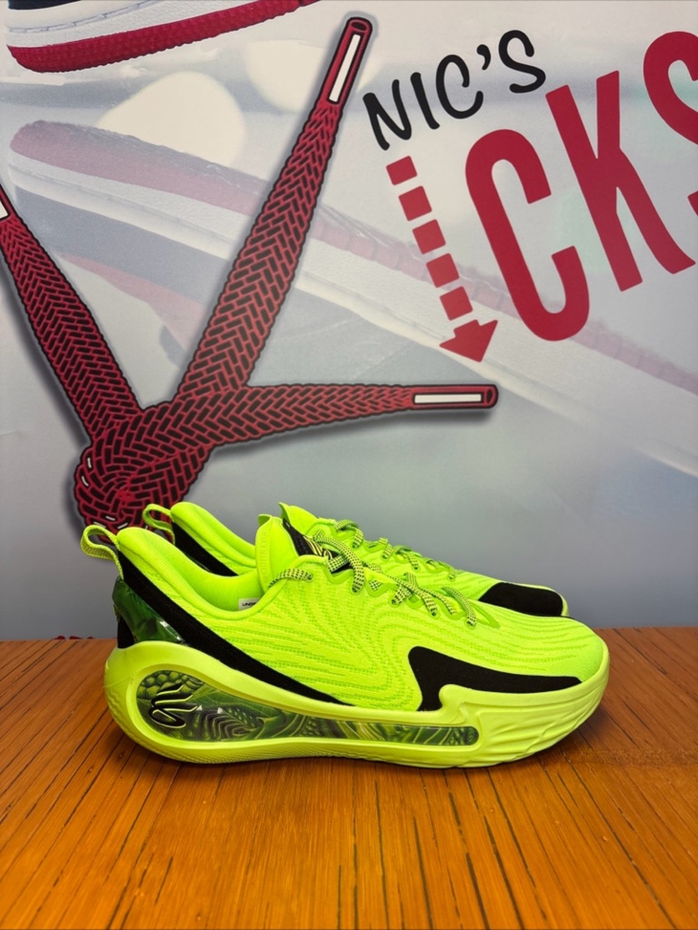 Under Armour Curry 12 Extraterrestrial Hyper Green Sneaker Shoes Men’s Size 11